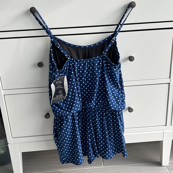 Romper style bathing suit w/pockets. Super cute! NEW WITH TAGS - Picture 2 of 4